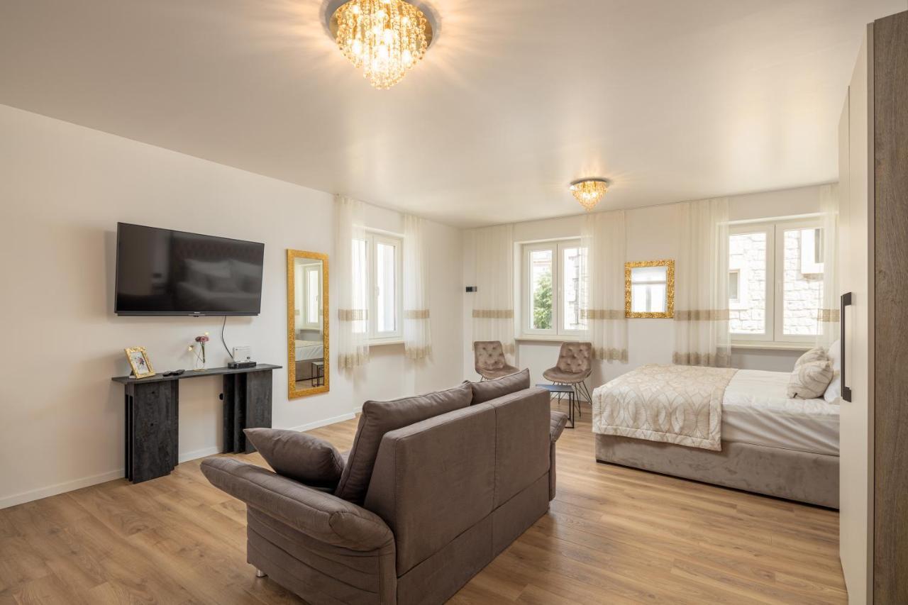 Luxury Accomodation Duje スプリト エクステリア 写真