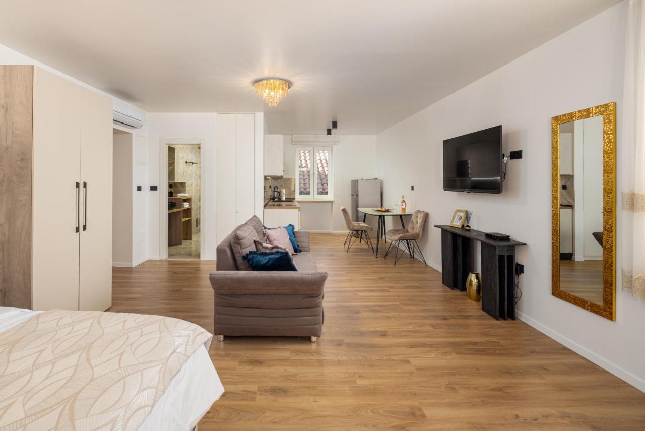 Luxury Accomodation Duje スプリト エクステリア 写真